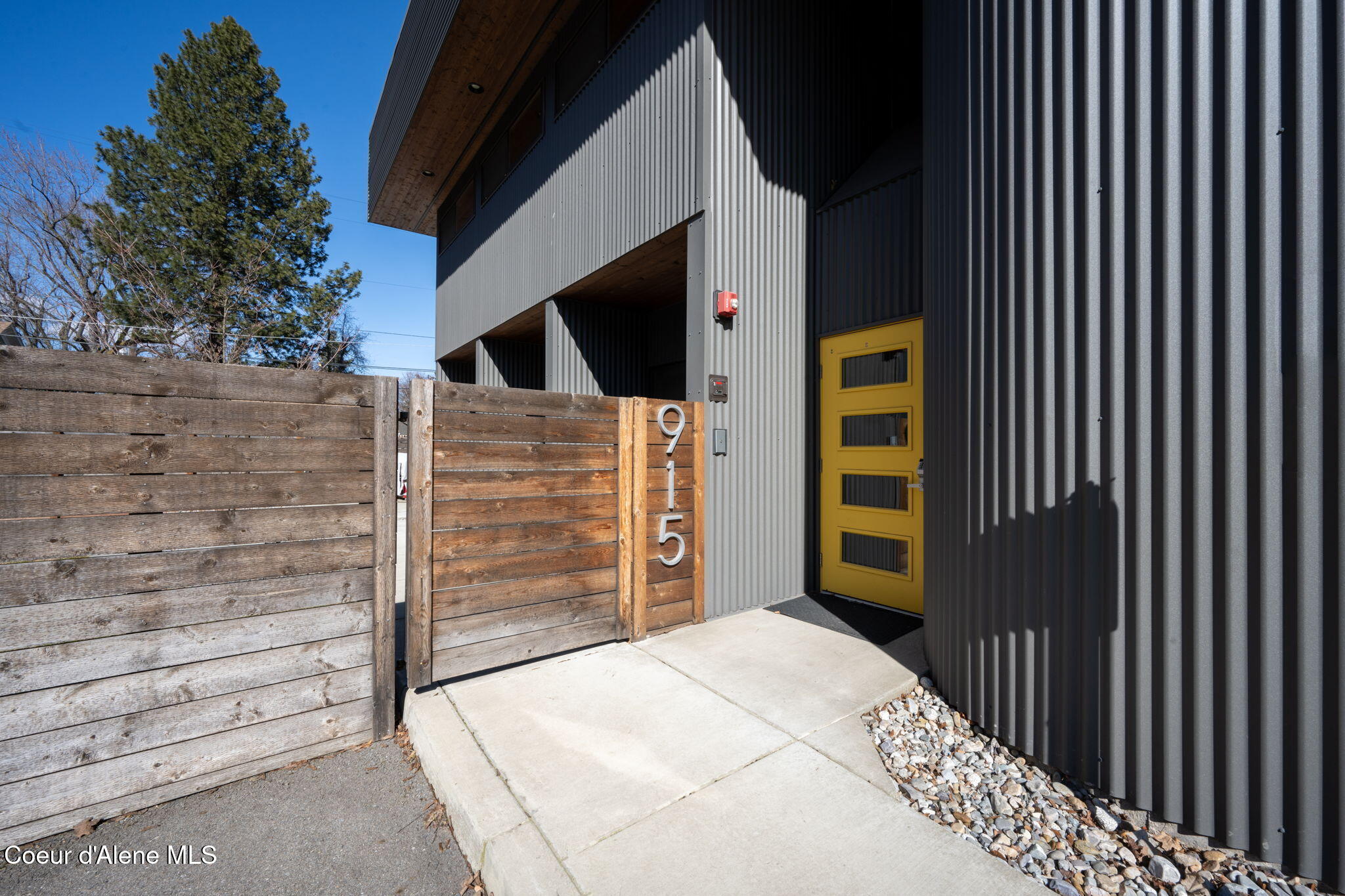 Coeur d'Alene, Idaho, 83814, United States, 2 Bedrooms Bedrooms, ,2 BathroomsBathrooms,Residential,For Sale,1920306