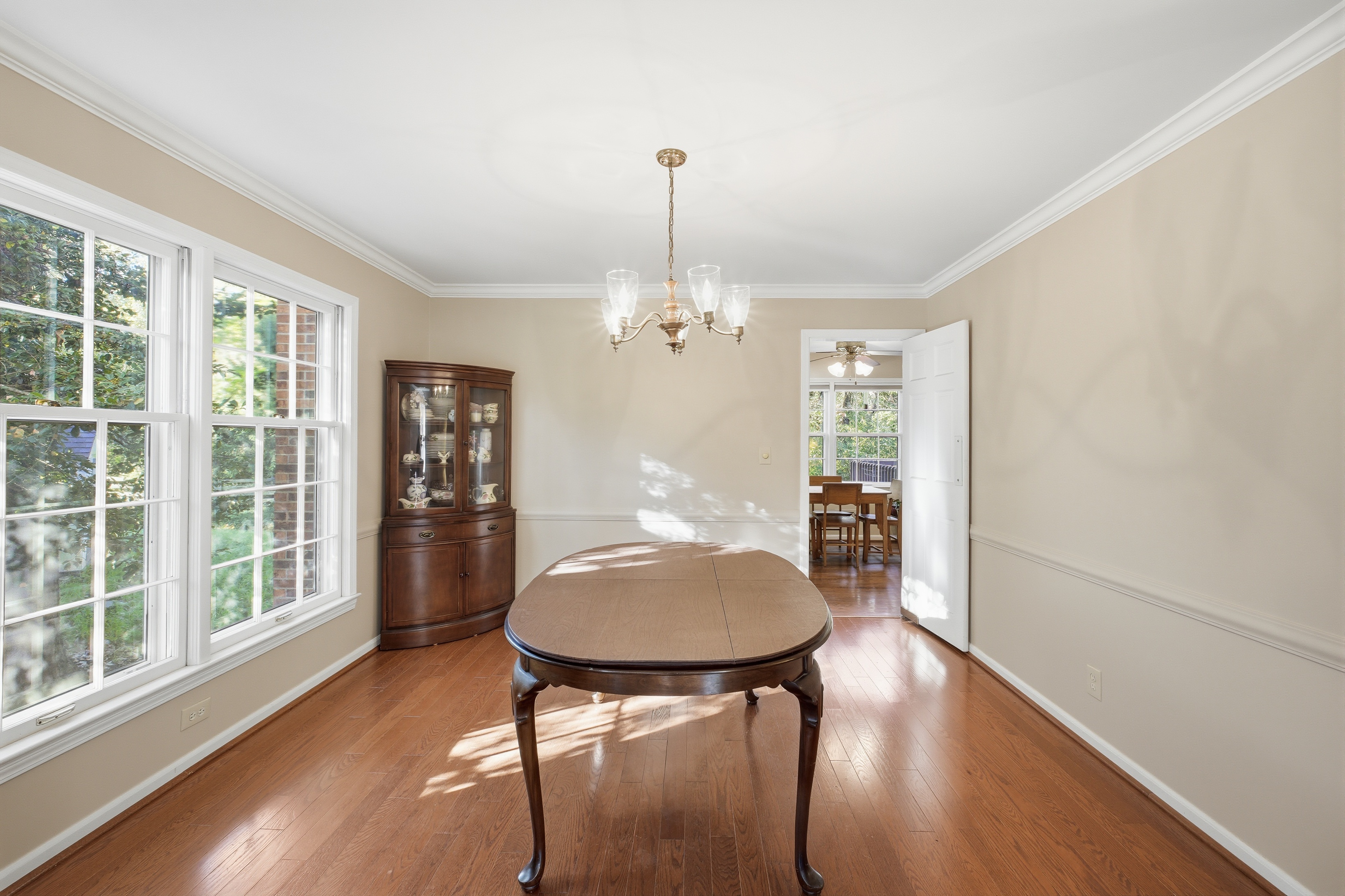  2324 Thornhill Road, Louisville, KY 40222 - 物件實景