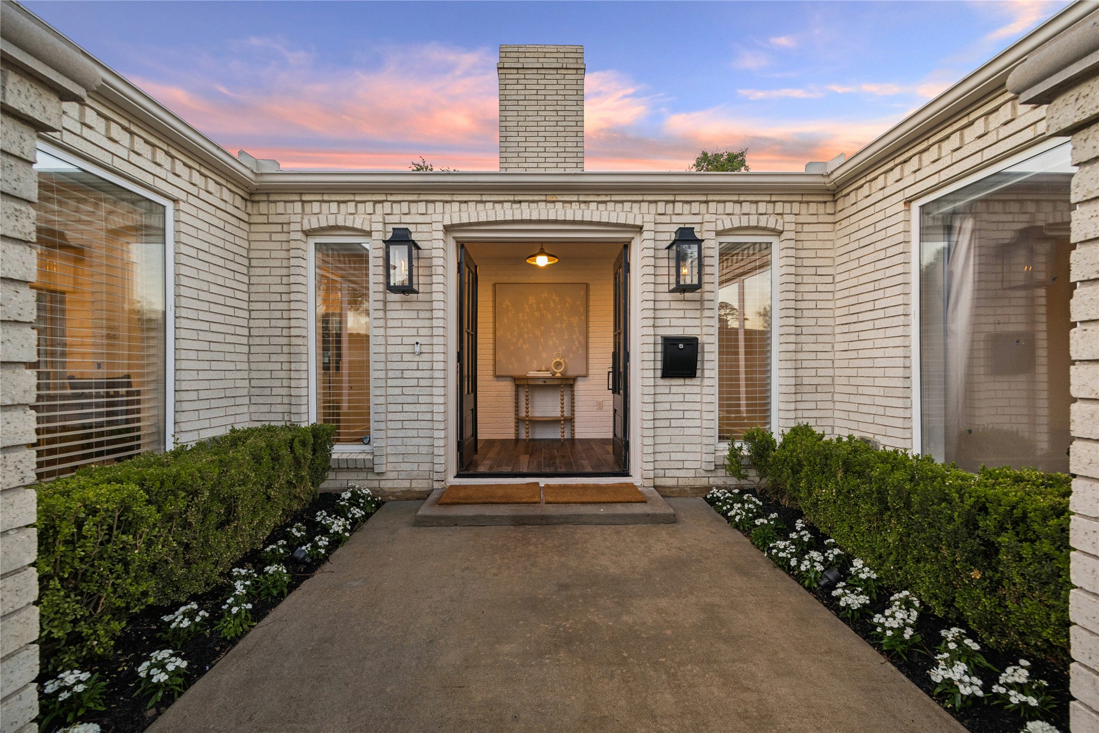  10702 Russett Drive - 物件實景