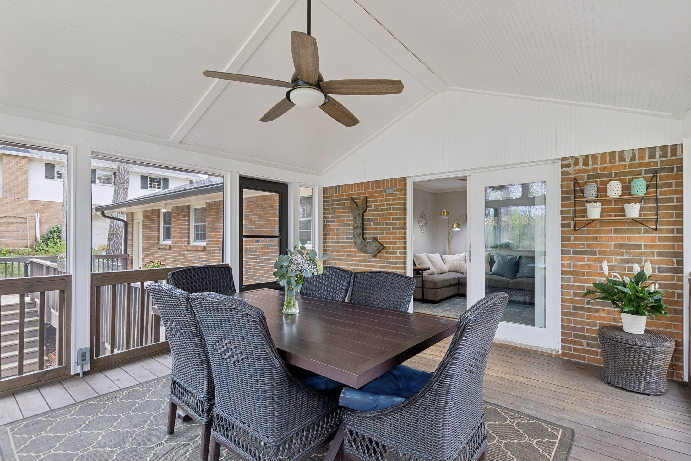  Charming Brick Ranch Nestled in Desirable Lockridge Forest Community - 物件實景