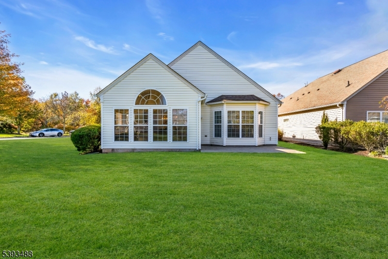 Franklin Twp., New Jersey, 08873, United States, 2 Bedrooms Bedrooms, ,2 BathroomsBathrooms,Residential,For Sale,2002075