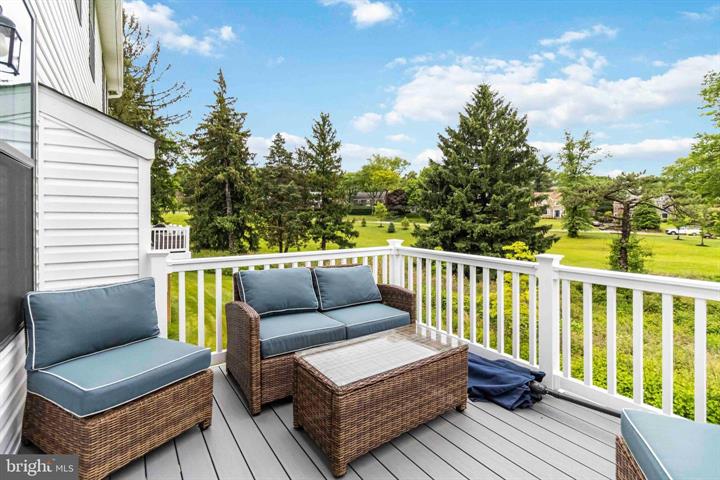 Cheltenham, Pennsylvania, 19012, United States, 3 Bedrooms Bedrooms, ,4 BathroomsBathrooms,Residential,For Sale,1887718