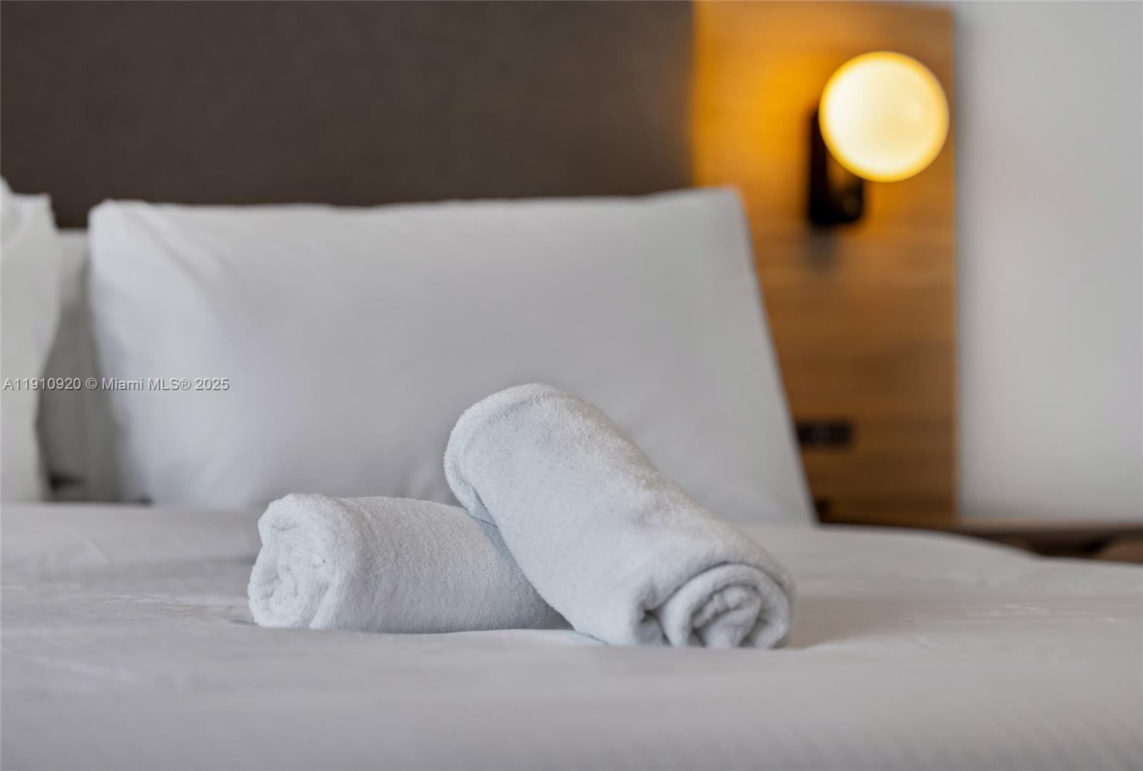 Miami, Florida, 33132, United States, 1 Bedroom Bedrooms, ,1 BathroomBathrooms,Residential,For Sale,1994721