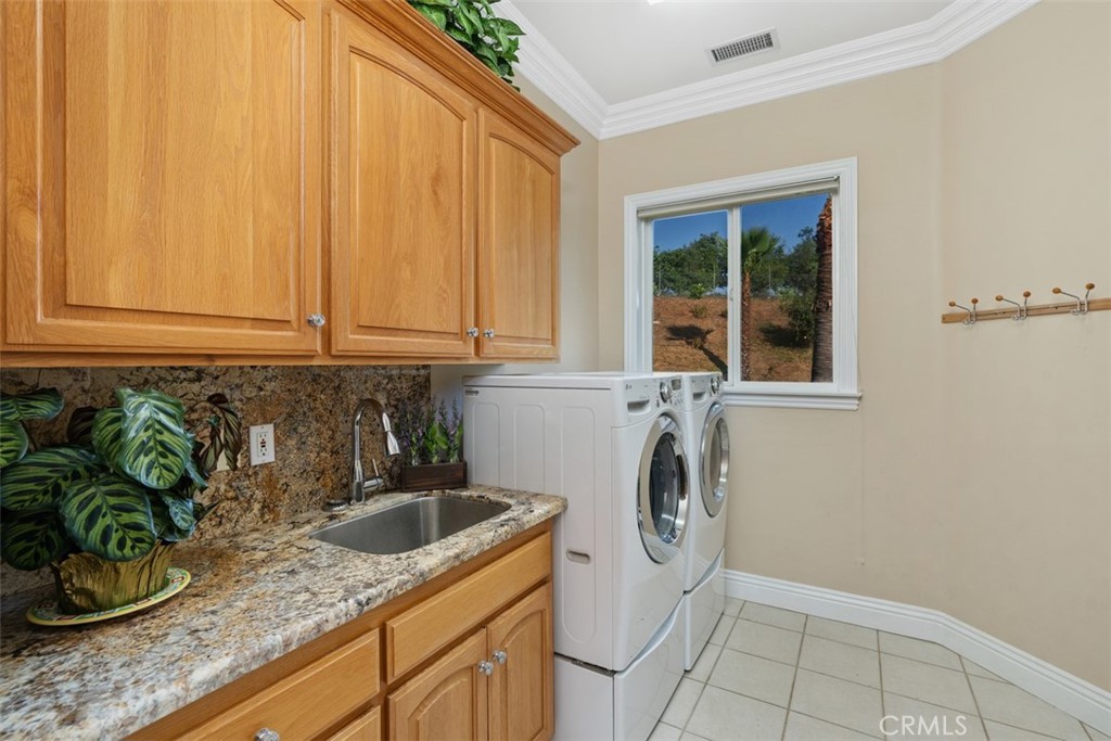 Temecula, California, 92590, United States, 4 Bedrooms Bedrooms, ,5 BathroomsBathrooms,Residential,For Sale,1795707
