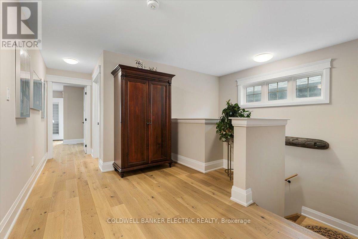 PETERBOROUGH NORTH (NORTH), Ontario, K9K 0H7, CA, 5 Bedrooms Bedrooms, ,4 BathroomsBathrooms,Residential,For Sale,1827816