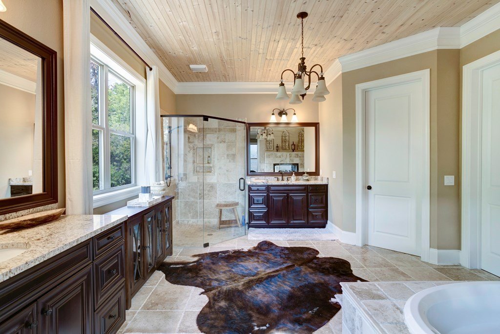 Hiawassee, Georgia, 30546, United States, 4 Bedrooms Bedrooms, ,5 BathroomsBathrooms,Residential,For Sale,1983256