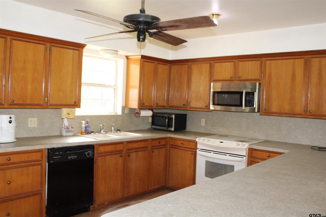 Jacksonville, Texas, 75766, United States, 2 Bedrooms Bedrooms, ,1 BathroomBathrooms,Residential,For Sale,1984164