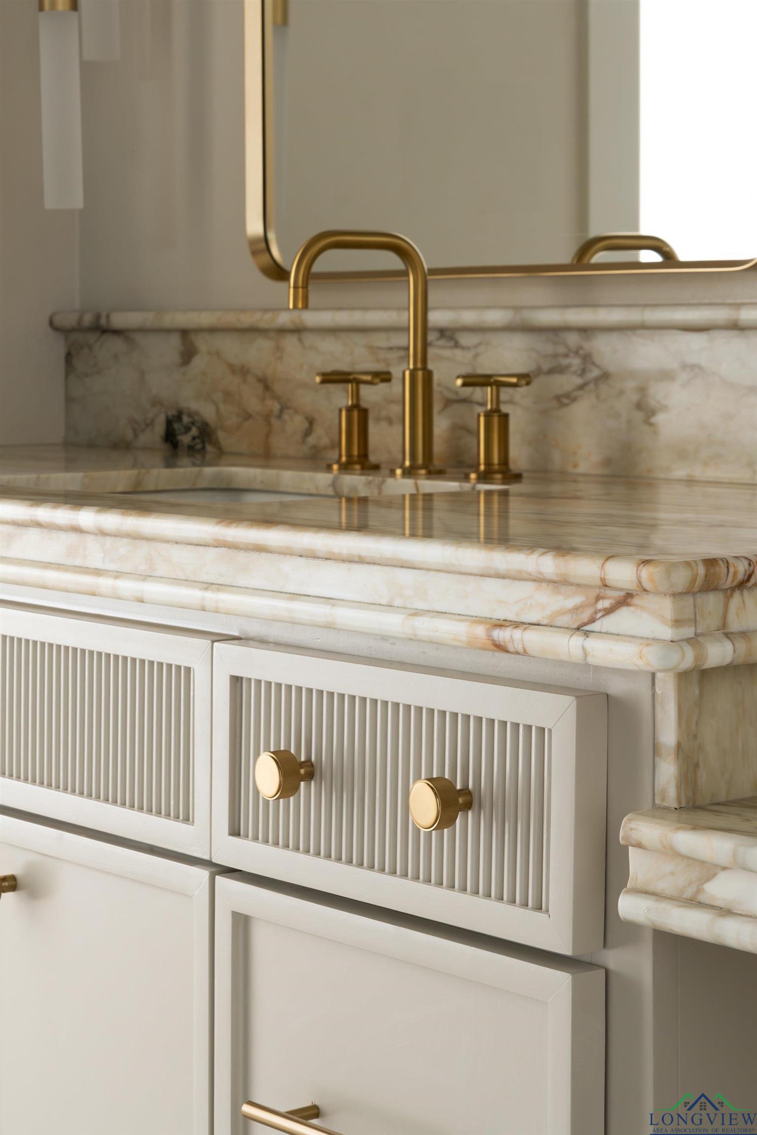 Tatum, Texas, 75691, United States, 4 Bedrooms Bedrooms, ,3 BathroomsBathrooms,Residential,For Sale,1993478