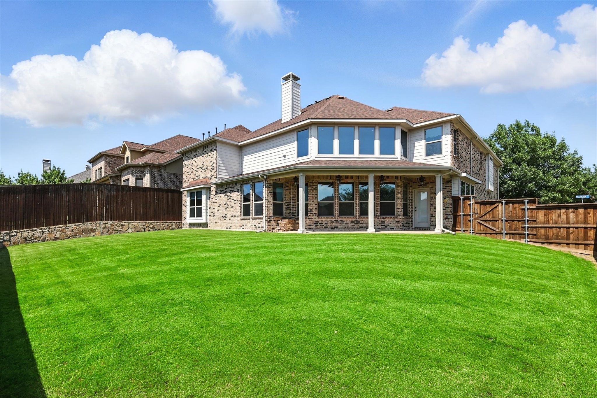 Highland Village, Texas, 75077, United States, 4 Bedrooms Bedrooms, ,4 BathroomsBathrooms,Residential,For Sale,1821197