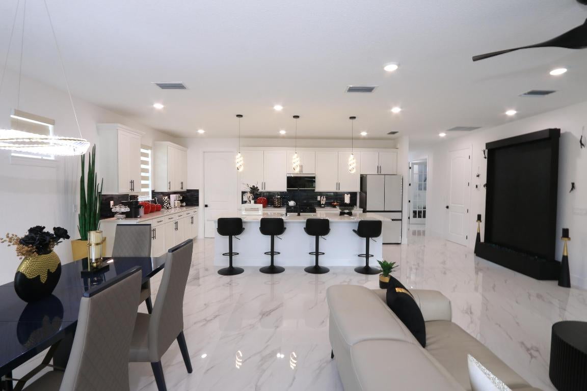 Port St Lucie, Florida, 34987, United States, 2 Bedrooms Bedrooms, ,2 BathroomsBathrooms,Residential,For Sale,2008959