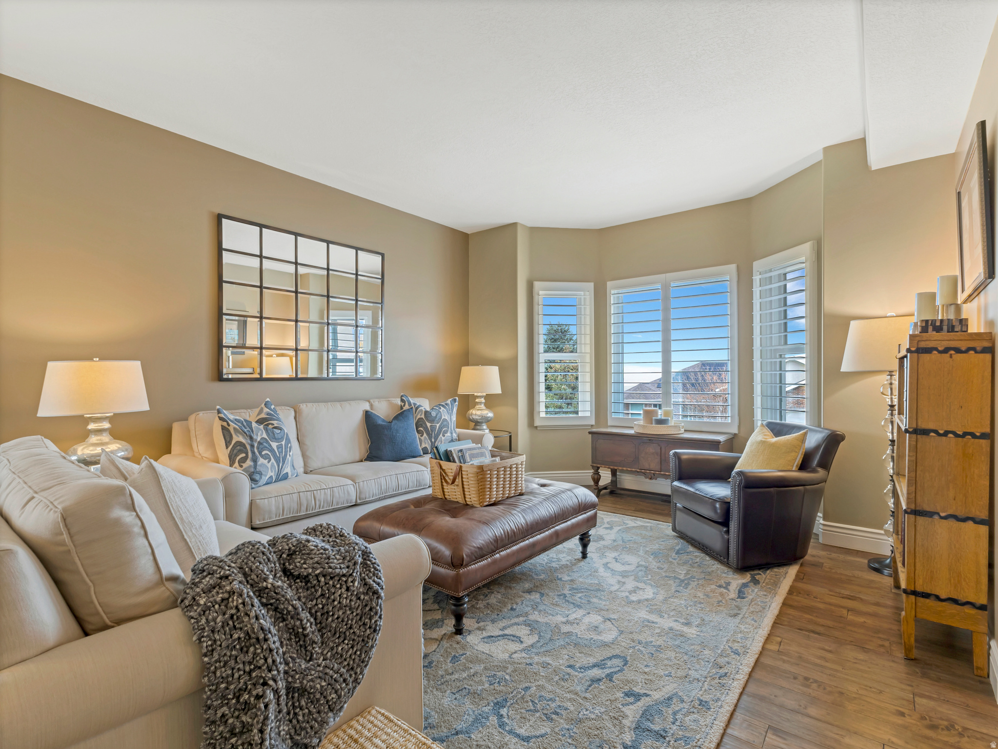 North Salt Lake, Utah, 84054, United States, 6 Bedrooms Bedrooms, ,4 BathroomsBathrooms,Residential,For Sale,1994445