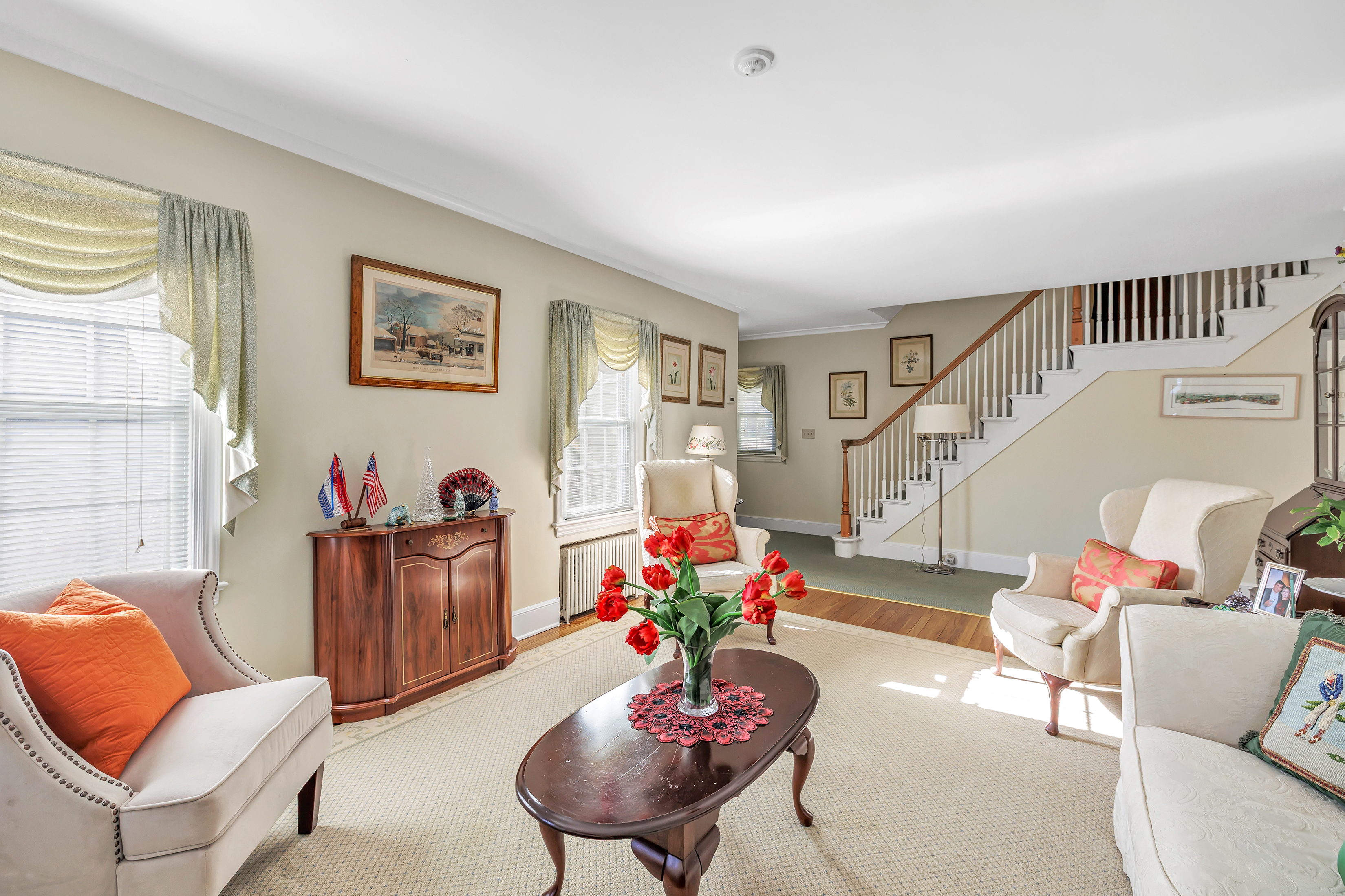 Stratford, Connecticut, 06614, United States, 4 Bedrooms Bedrooms, ,4 BathroomsBathrooms,Residential,For Sale,1996522