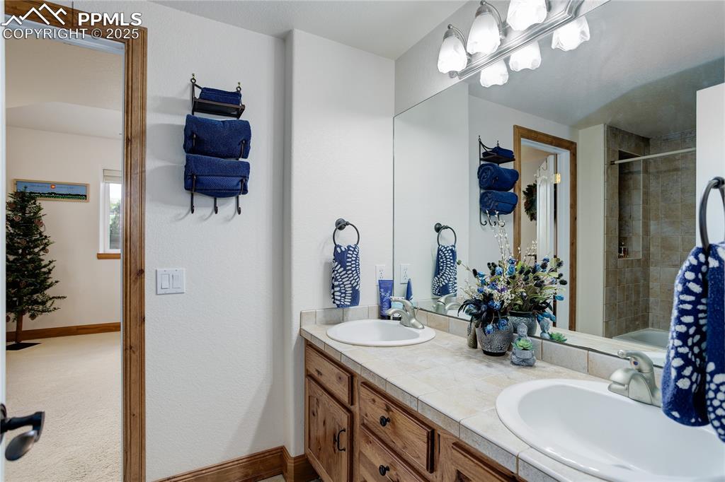 Colorado Springs, Colorado, 80908, United States, 4 Bedrooms Bedrooms, ,4 BathroomsBathrooms,Residential,For Sale,1839239