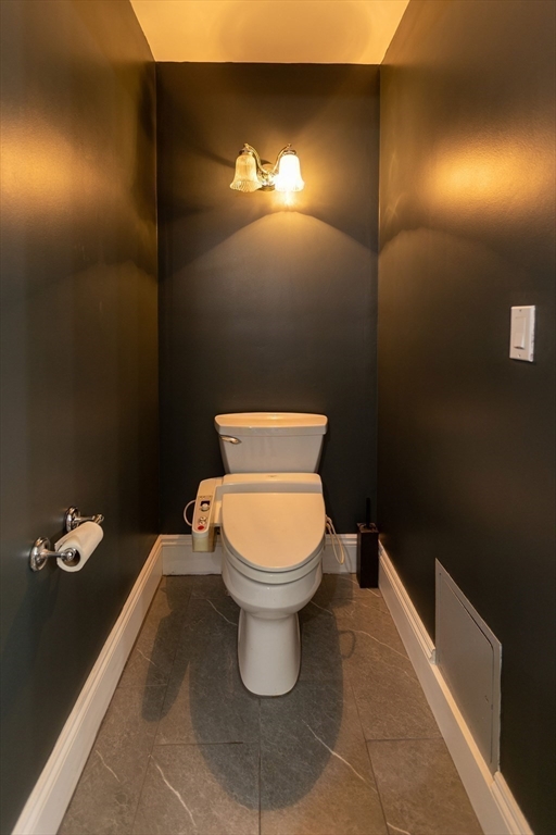 Hardwick, Massachusetts, 01037, United States, 5 Bedrooms Bedrooms, ,5 BathroomsBathrooms,Residential,For Sale,1904254