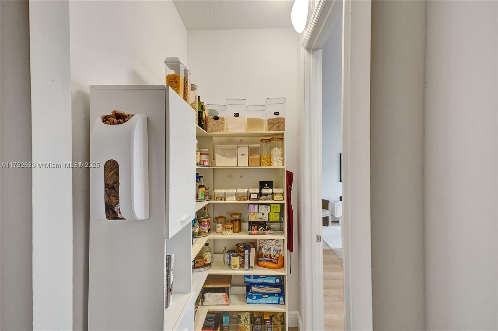 Miami, Florida, 33179, United States, 3 Bedrooms Bedrooms, ,3 BathroomsBathrooms,Residential,For Sale,1787670