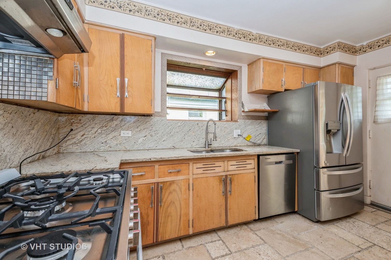 Chicago, Illinois, 60643, United States, 4 Bedrooms Bedrooms, ,3 BathroomsBathrooms,Residential,For Sale,1910863
