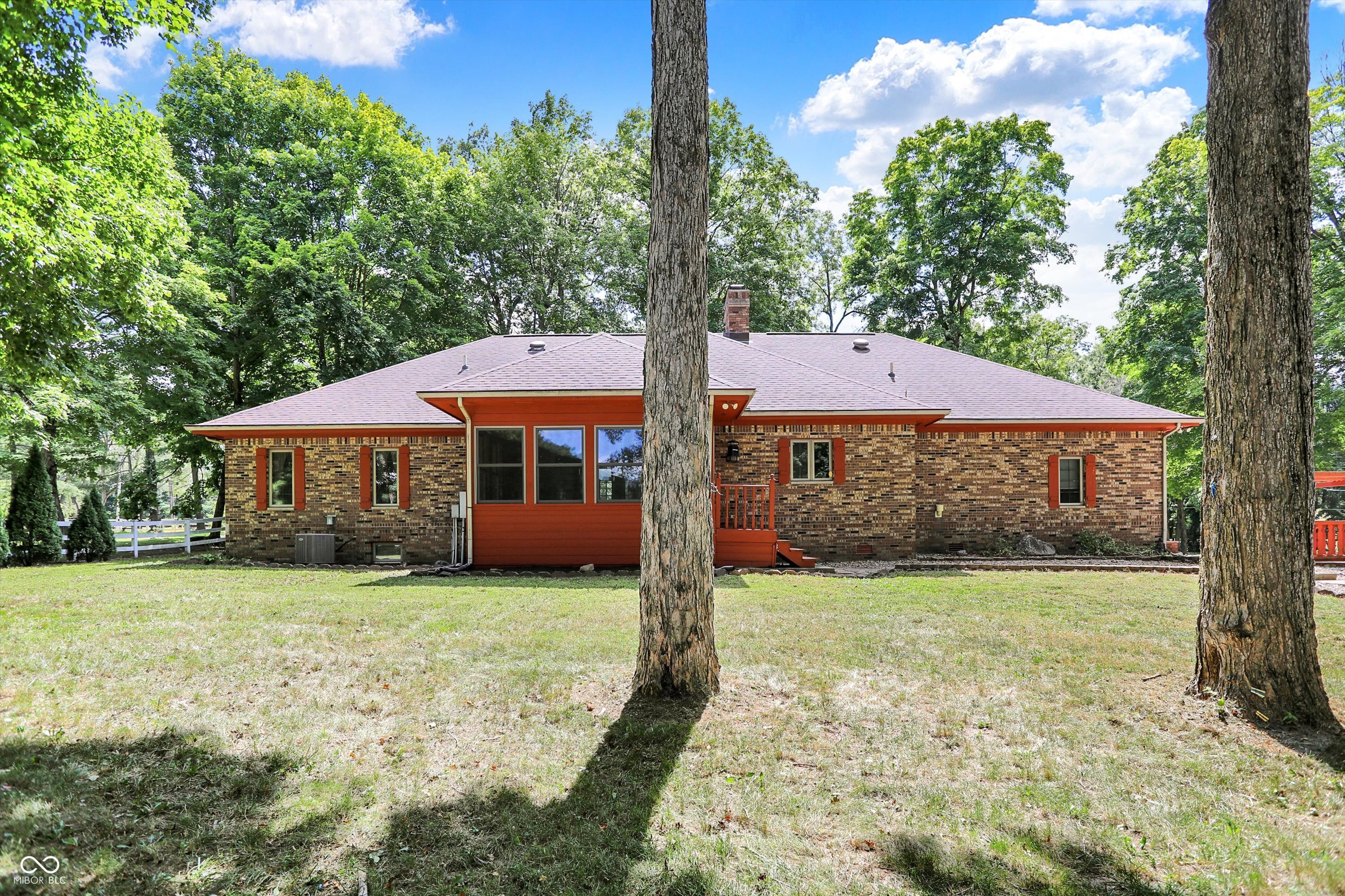 Lafayette, Indiana, 47905, United States, 3 Bedrooms Bedrooms, ,4 BathroomsBathrooms,Residential,For Sale,1979408