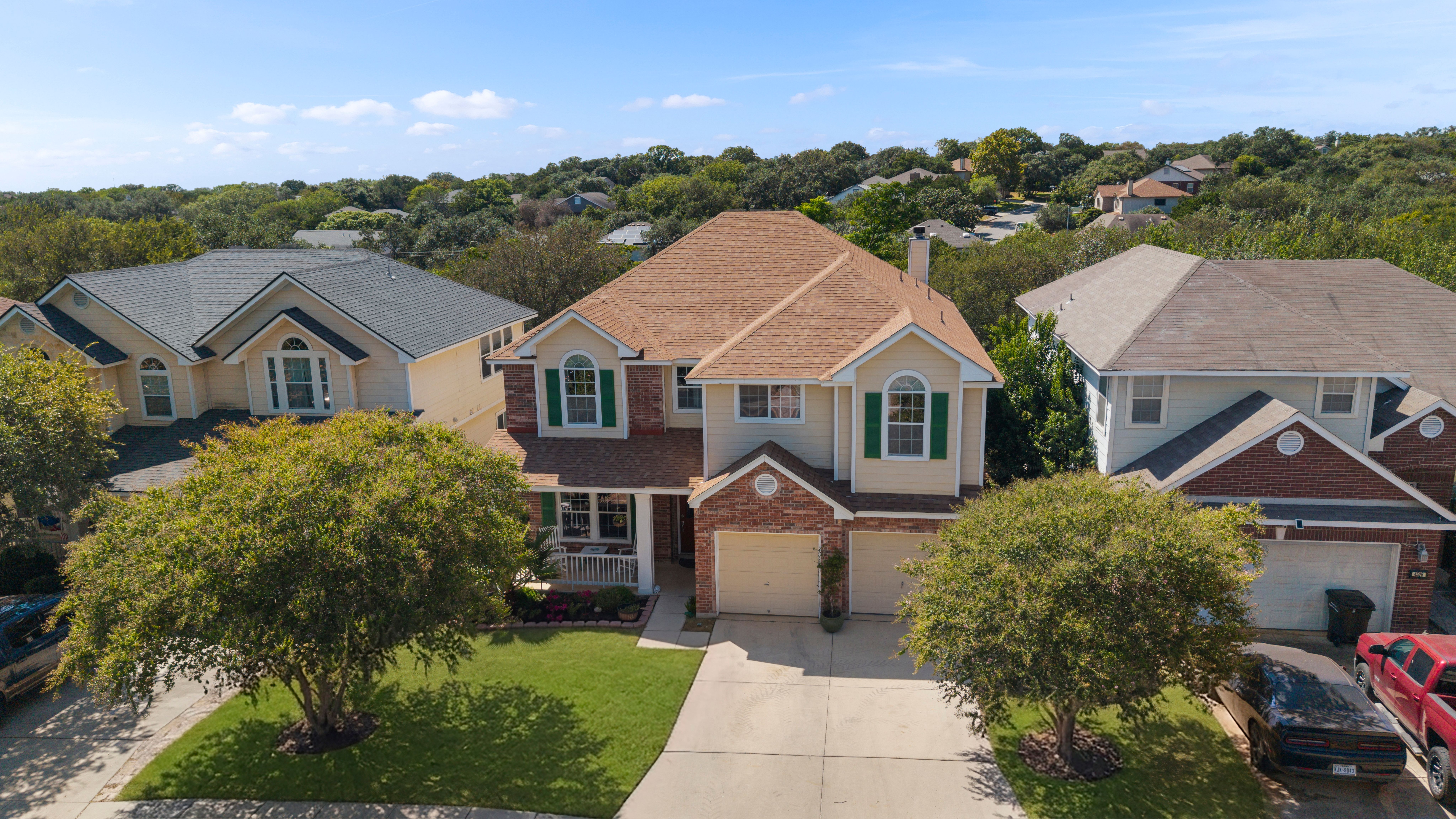  Spacious Home with Greenbelt Views - 物件實景