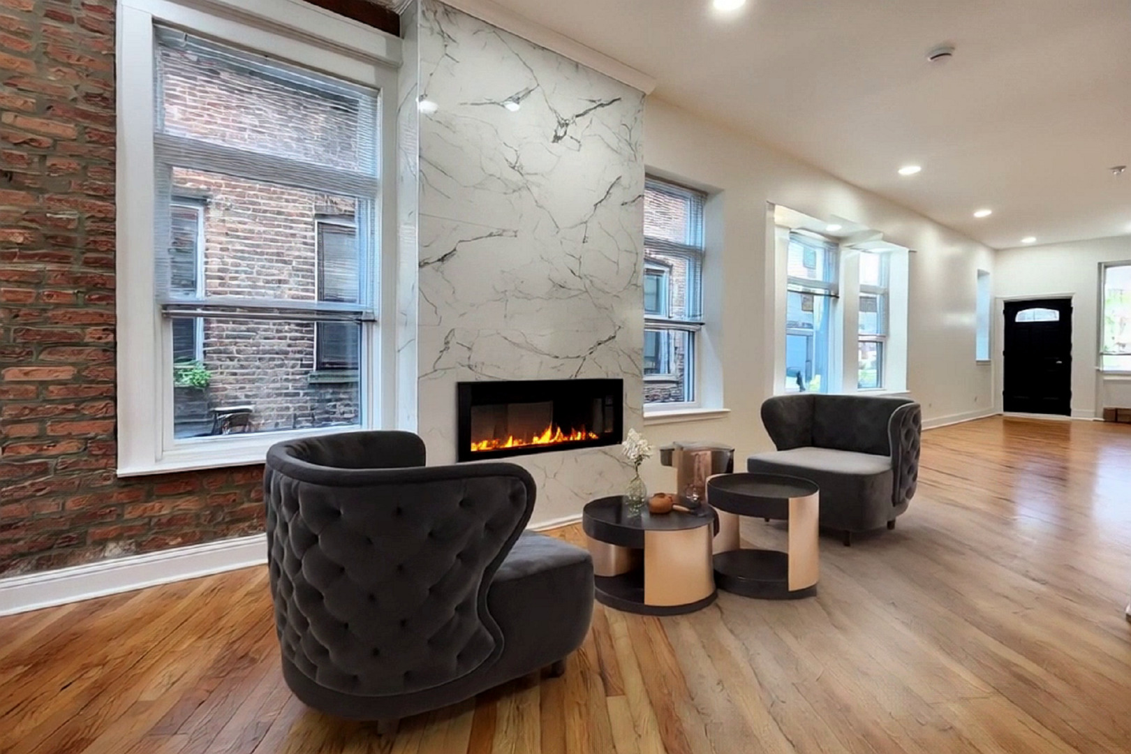 Chicago, Illinois, 60637, United States, 4 Bedrooms Bedrooms, ,4 BathroomsBathrooms,Residential,For Sale,1987996