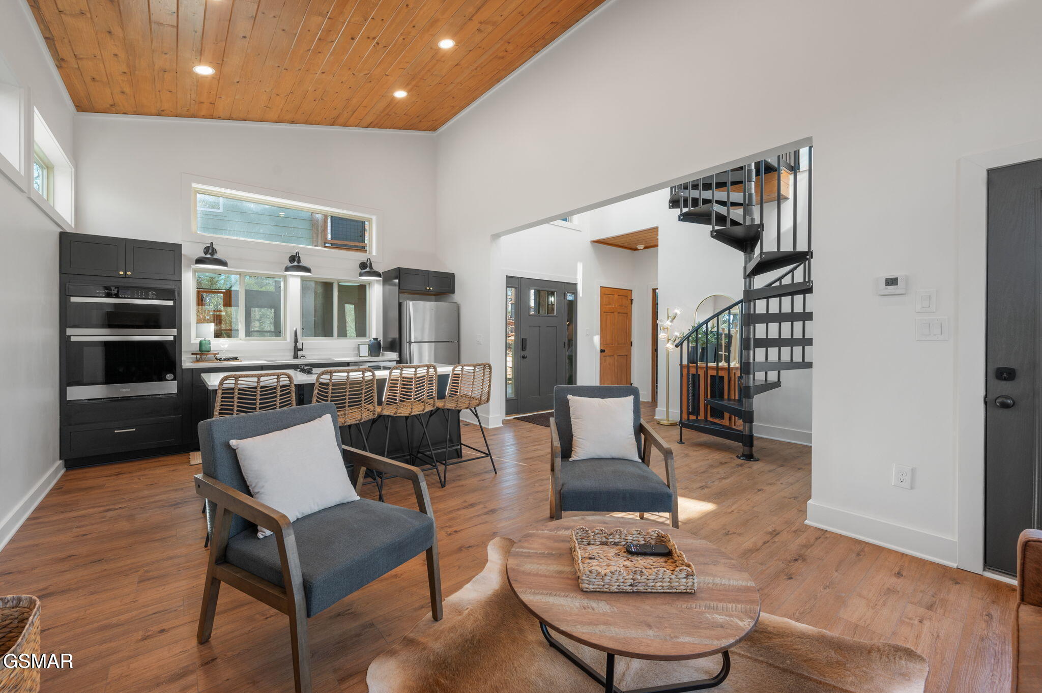Pigeon Forge, Tennessee, 37863, United States, 2 Bedrooms Bedrooms, ,2 BathroomsBathrooms,Residential,For Sale,1872130