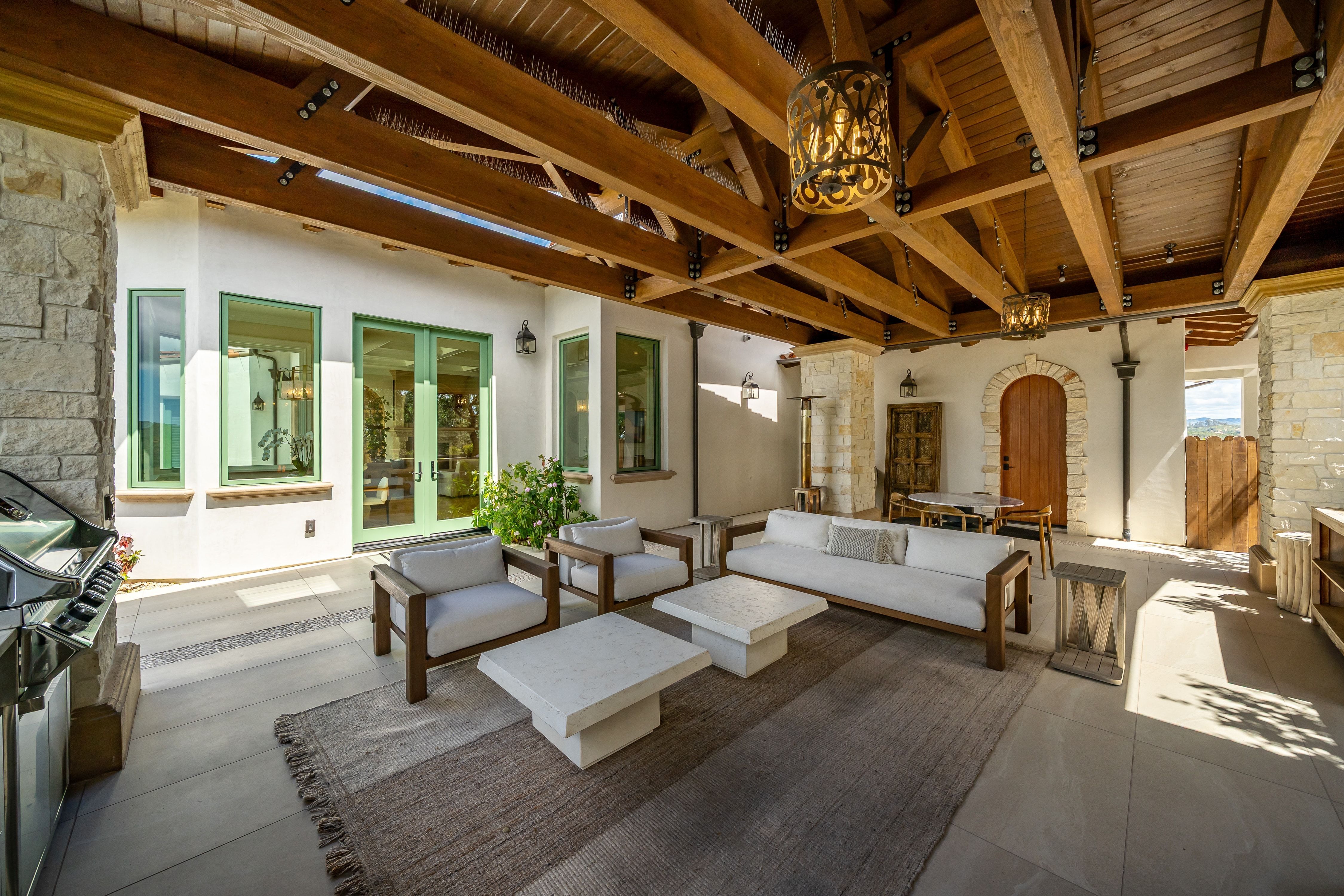  Refined Coastal Wine Country Living on 22 Private Acres - 物件實景