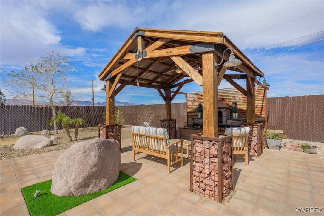 Bullhead City, Arizona, 86442, United States, 2 Bedrooms Bedrooms, ,Residential,For Sale,1912692