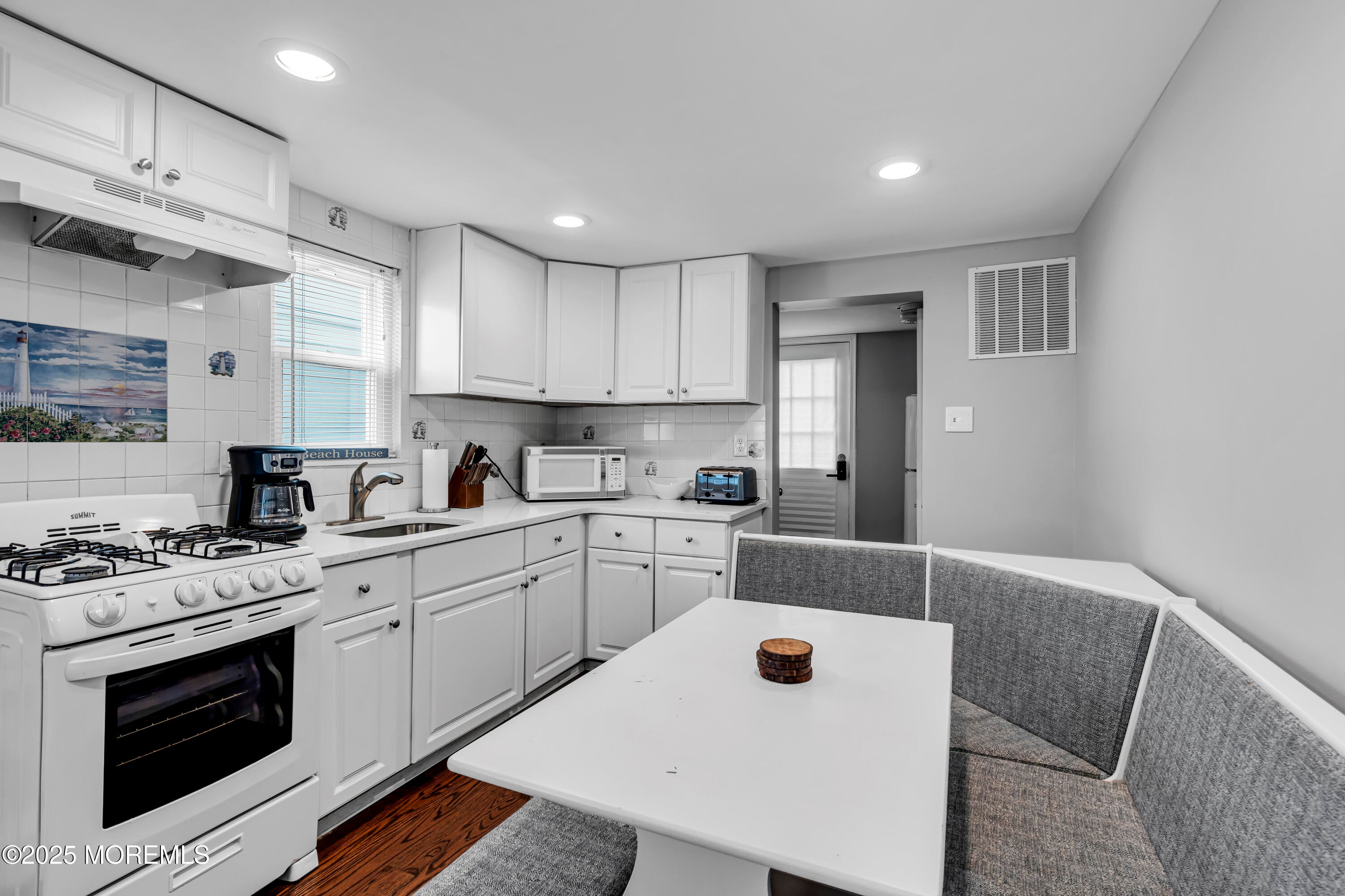 Point Pleasant Beach, New Jersey, 08742, United States, 7 Bedrooms Bedrooms, ,2 BathroomsBathrooms,Residential,For Sale,1860527