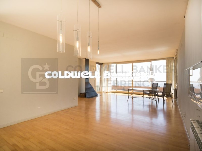 Barcelona, Catalonia, ES, 8 Bedrooms Bedrooms, ,3 BathroomsBathrooms,Residential,For Sale,1448649
