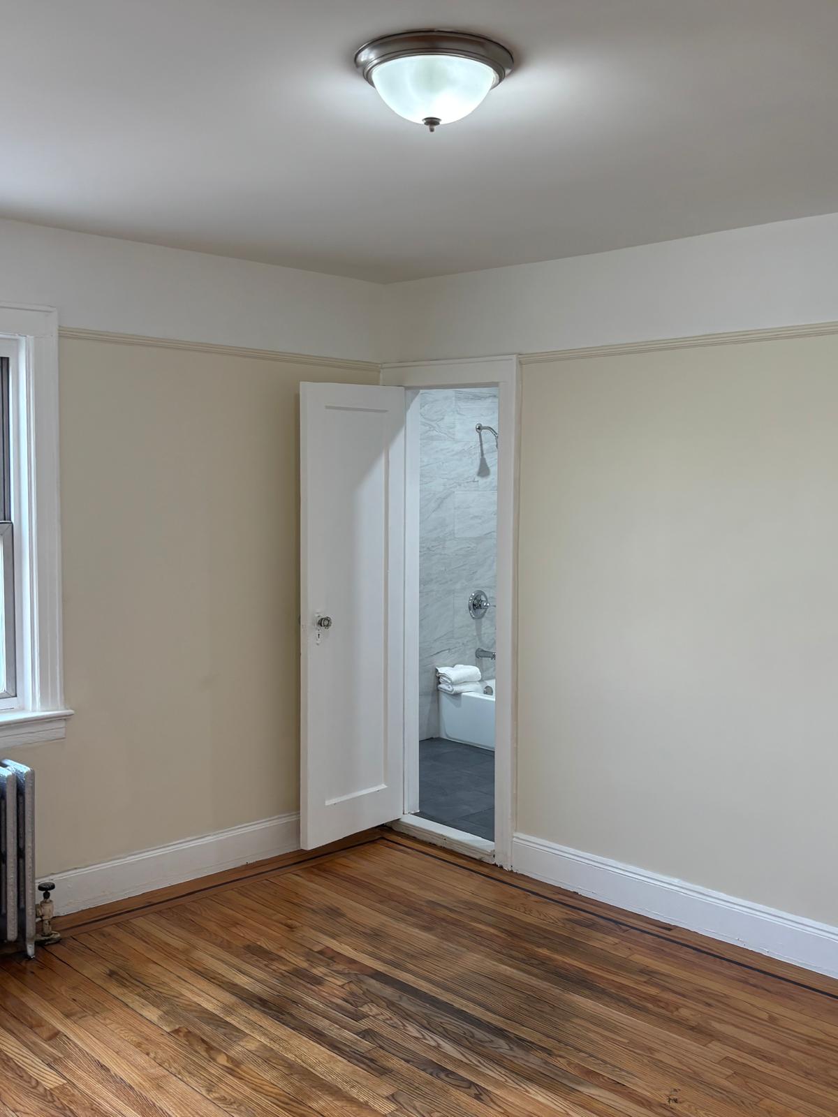 Laurelton, New York, 11413, United States, 8 Bedrooms Bedrooms, ,2 BathroomsBathrooms,Residential,For Sale,2006131