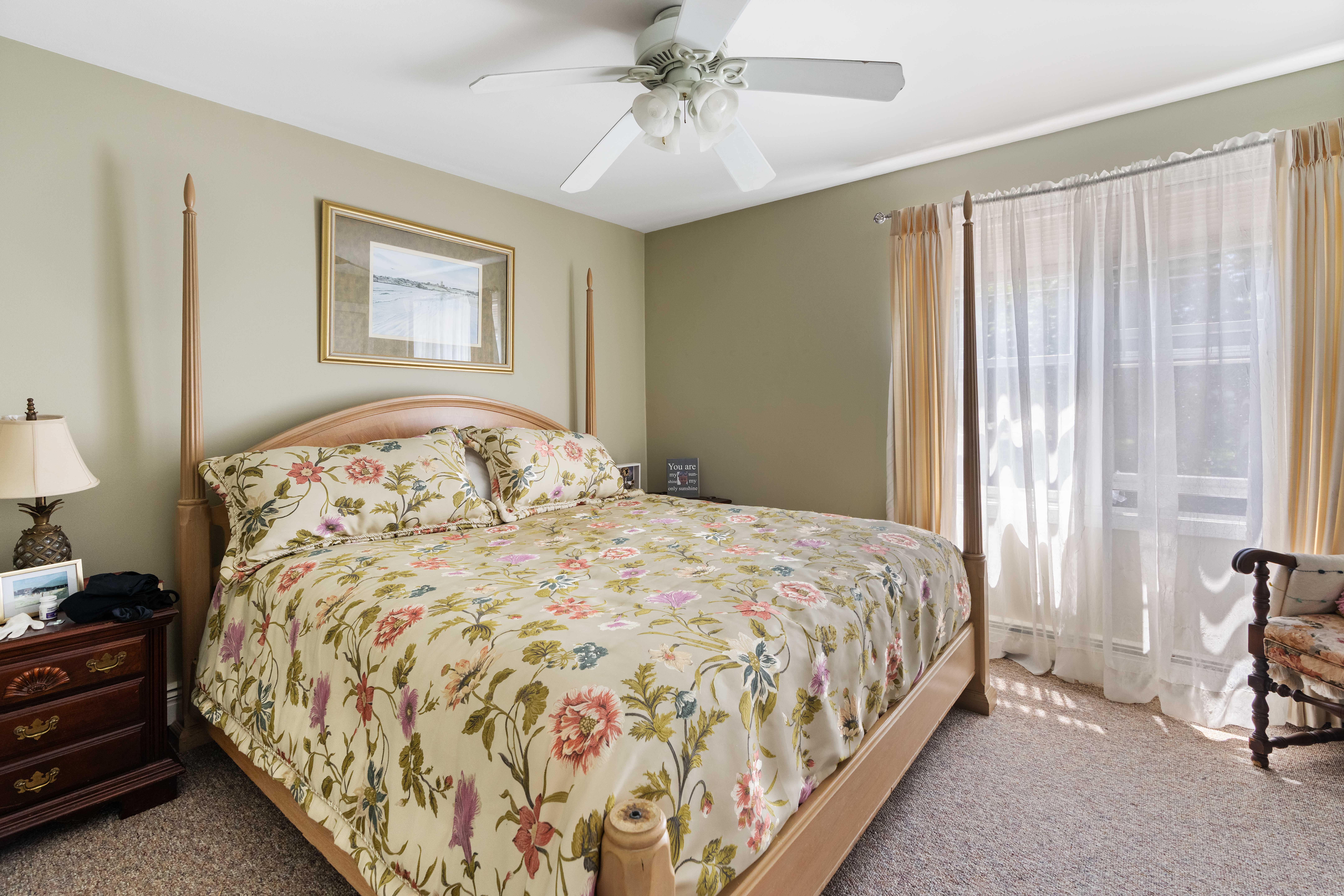 Newport, Rhode Island, 02840, United States, 4 Bedrooms Bedrooms, ,4 BathroomsBathrooms,Residential,For Sale,1904331