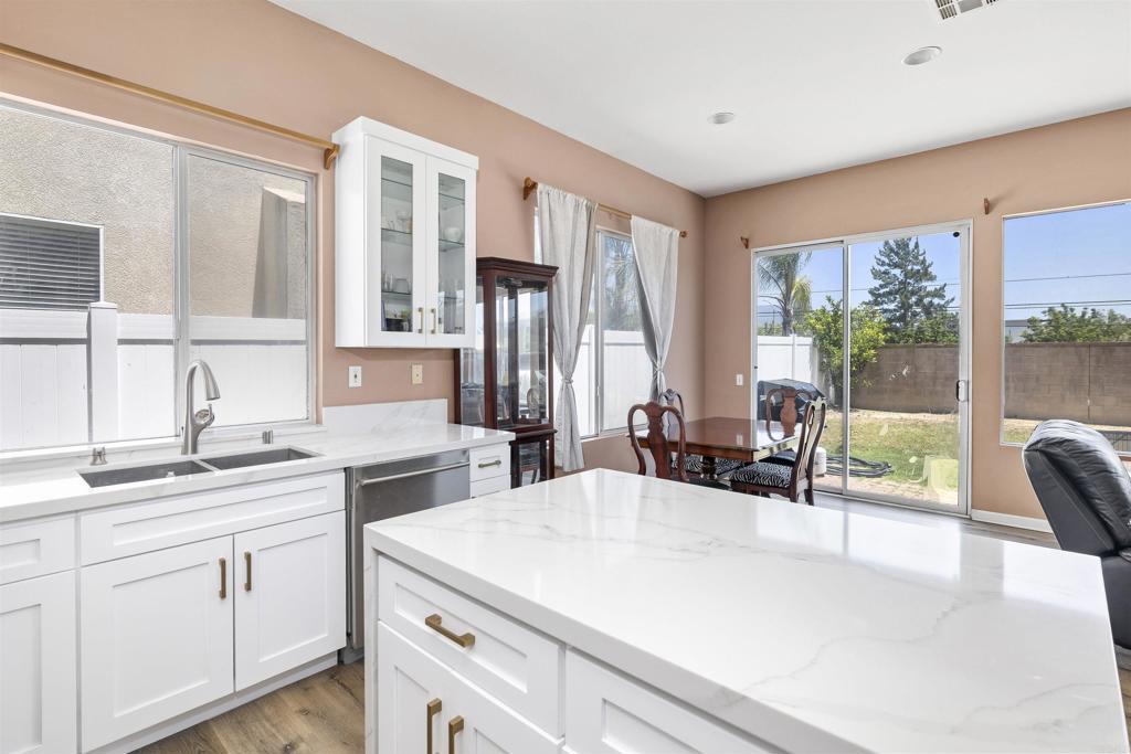 Temecula, California, 92592, United States, 3 Bedrooms Bedrooms, ,2 BathroomsBathrooms,Residential,For Sale,1872401