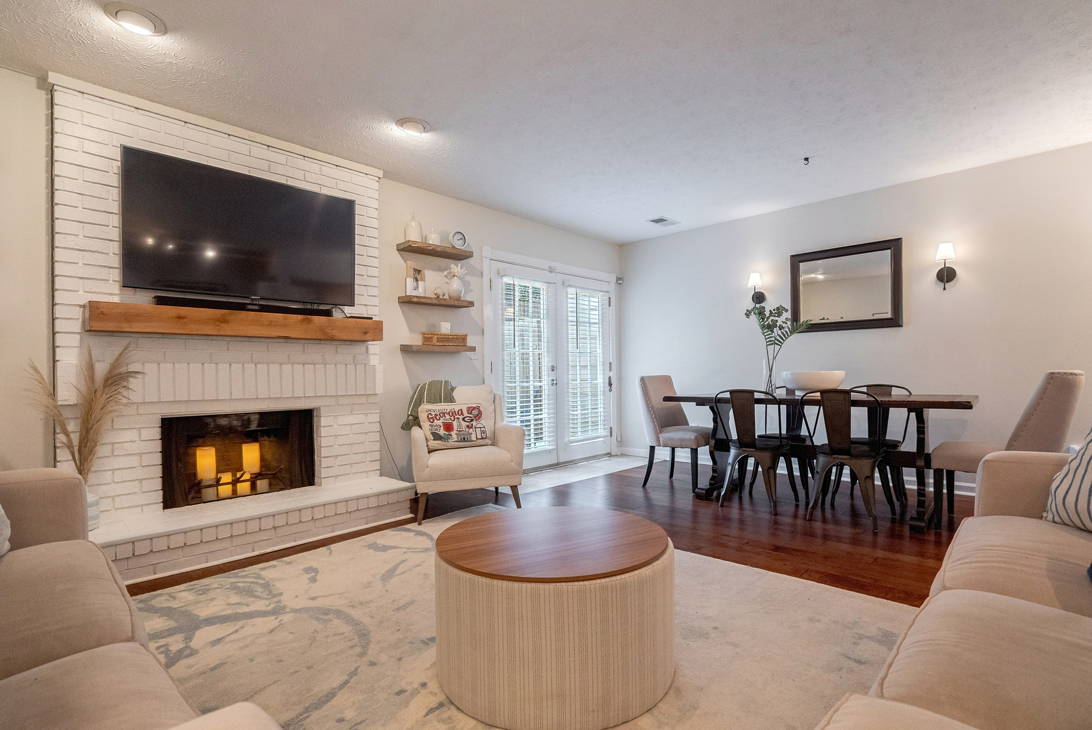  Beautifully Updated Townhome Near Historic Roswell - 物件實景