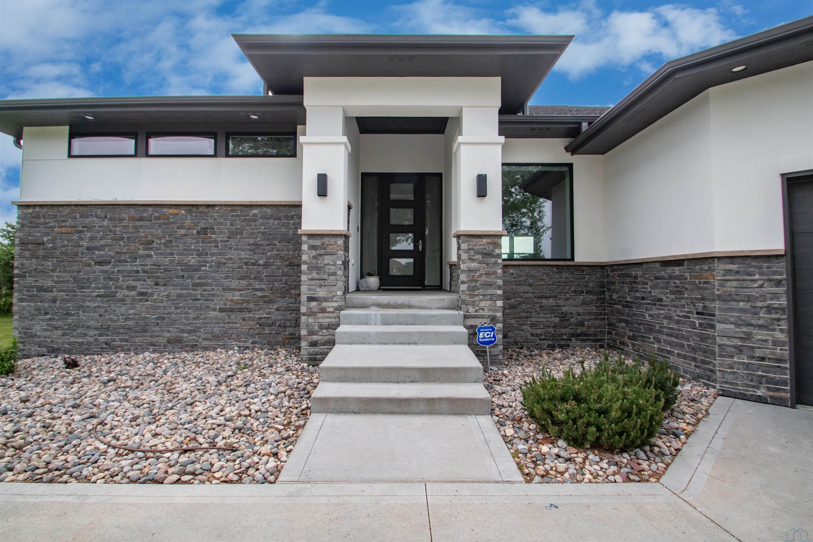 Jefferson, South Dakota, 57038, United States, 6 Bedrooms Bedrooms, ,3 BathroomsBathrooms,Residential,For Sale,1978978