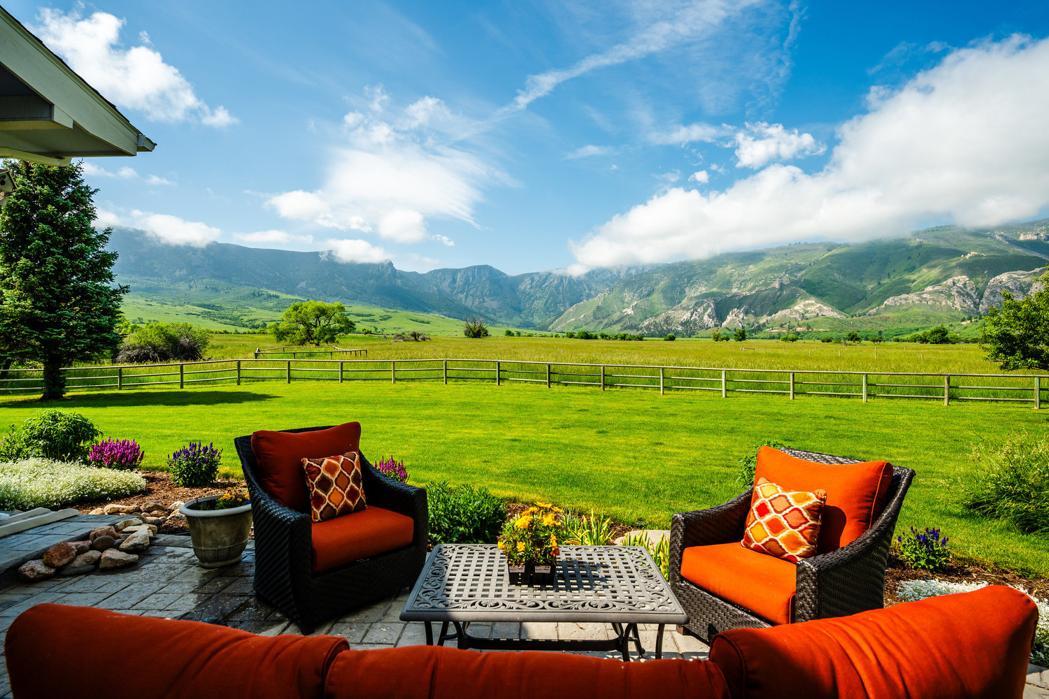Big Horn, Wyoming, 82833, United States, ,Residential,For Sale,1887054