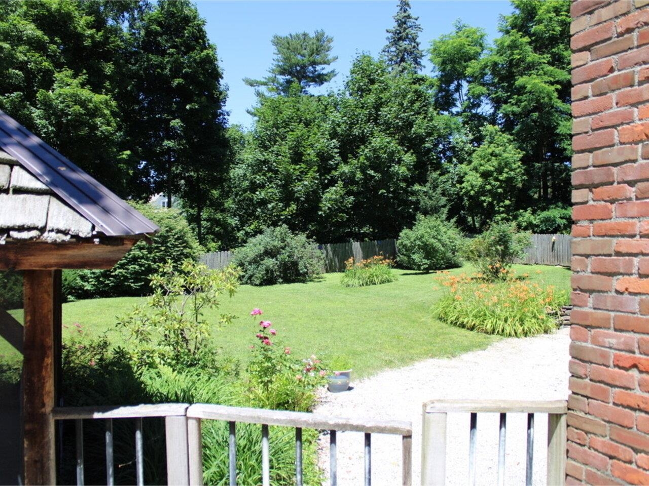 Burlington, Vermont, 05401, United States, 5 Bedrooms Bedrooms, ,2 BathroomsBathrooms,Residential,For Sale,1804397