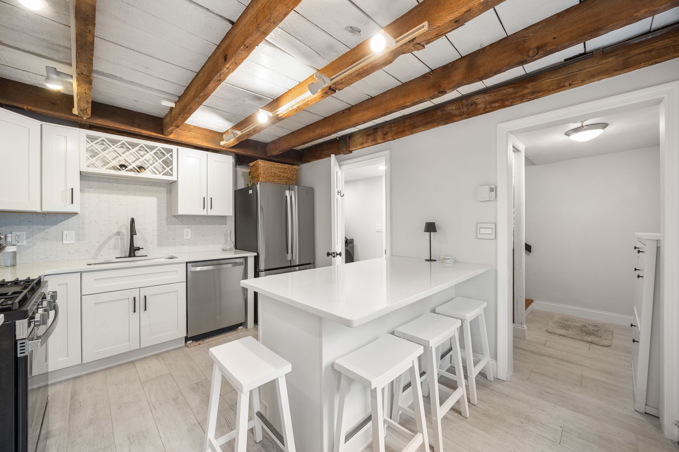  4 Mead Street Ct, Boston, MA, 02129 - 物件實景