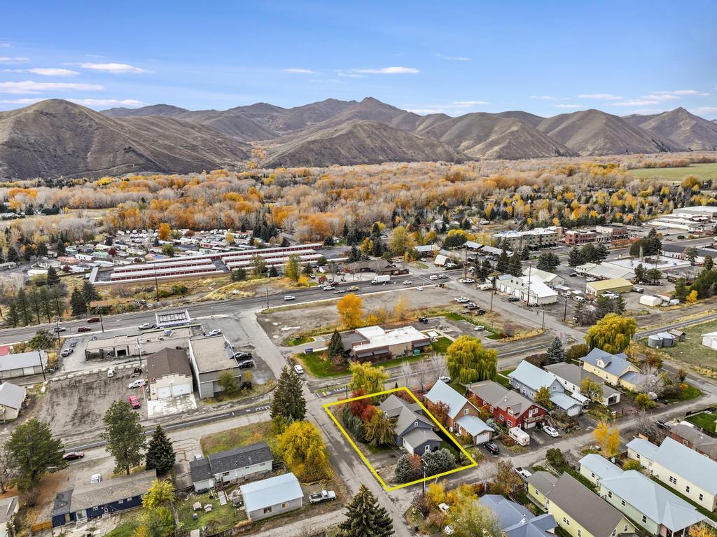 Bellevue, Idaho, 83313, United States, 4 Bedrooms Bedrooms, ,3 BathroomsBathrooms,Residential,For Sale,1989218