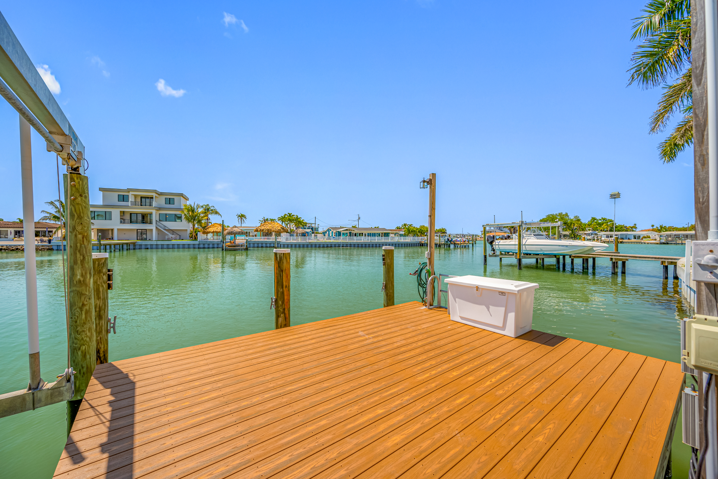 St Petersburg, Florida, 33707, United States, 3 Bedrooms Bedrooms, ,2 BathroomsBathrooms,Residential,For Sale,2034838