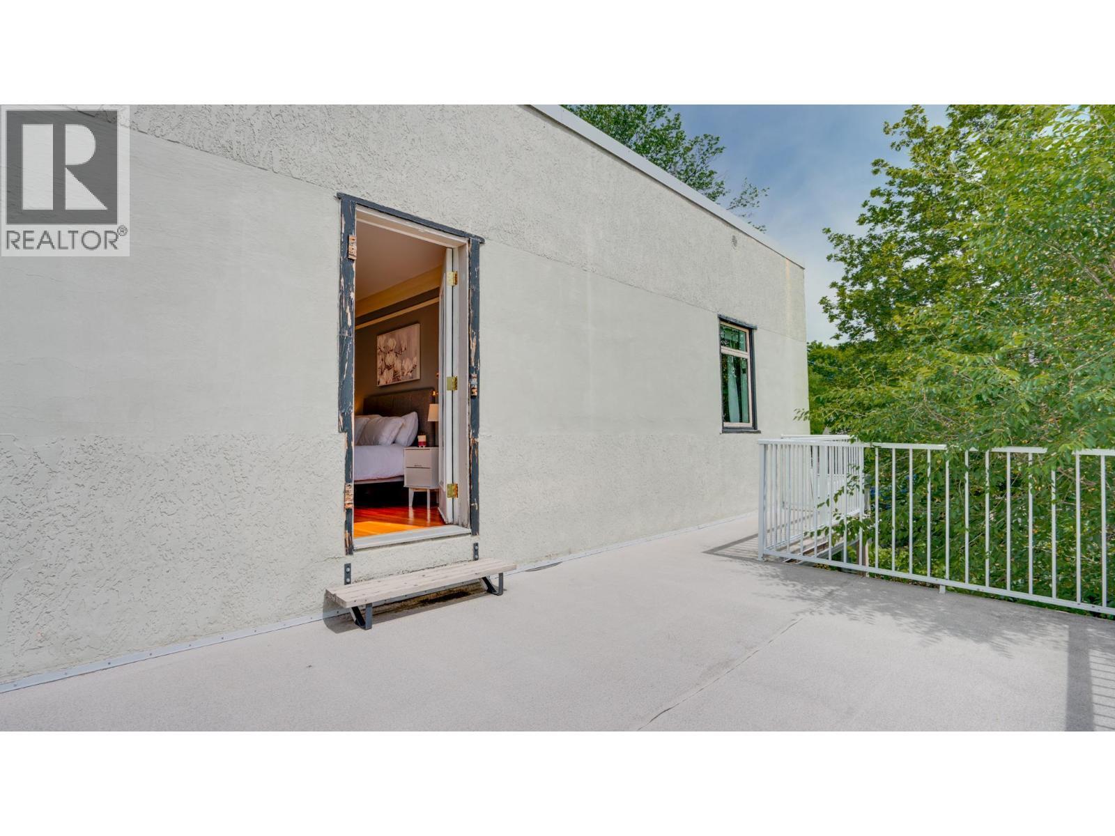 VERNON, British Columbia, V1T 1J7, CA, 5 Bedrooms Bedrooms, ,2 BathroomsBathrooms,Residential,For Sale,1917504