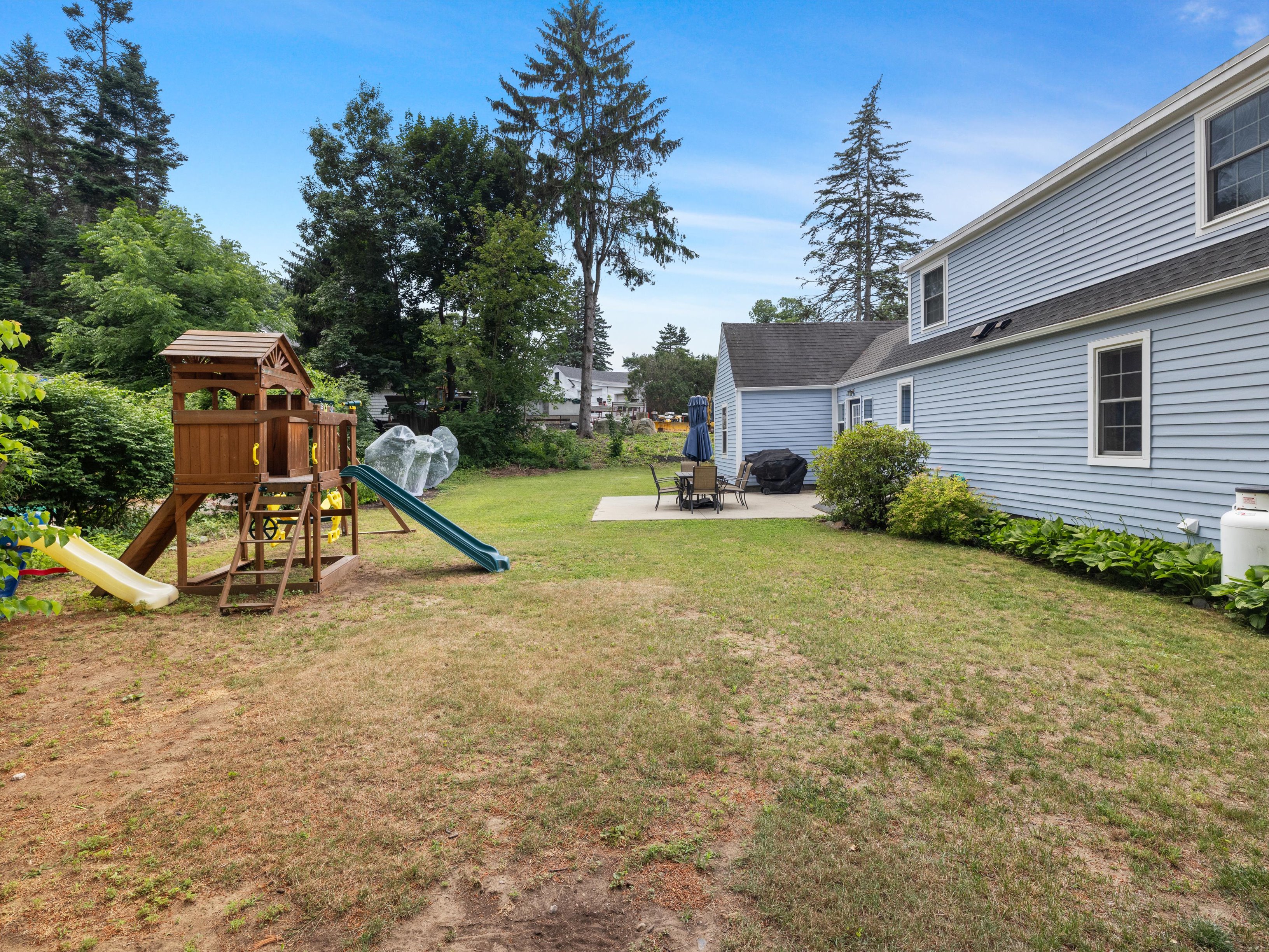  15 Walker Street, Westborough, MA 01581 - 物件實景
