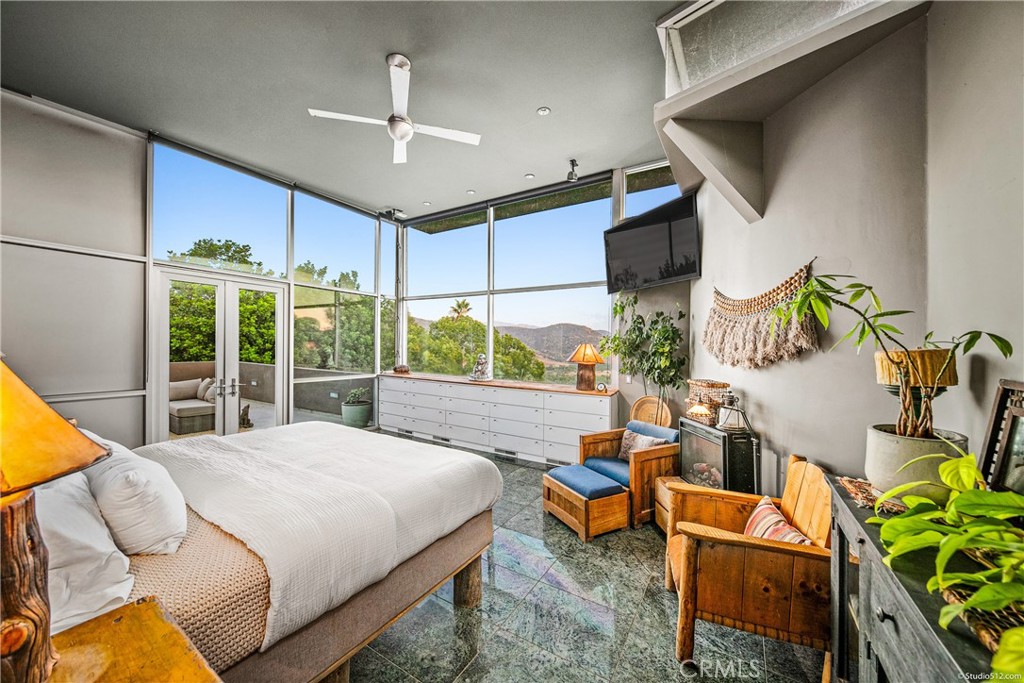 Escondido, California, 92025, United States, 4 Bedrooms Bedrooms, ,3 BathroomsBathrooms,Residential,For Sale,1994809