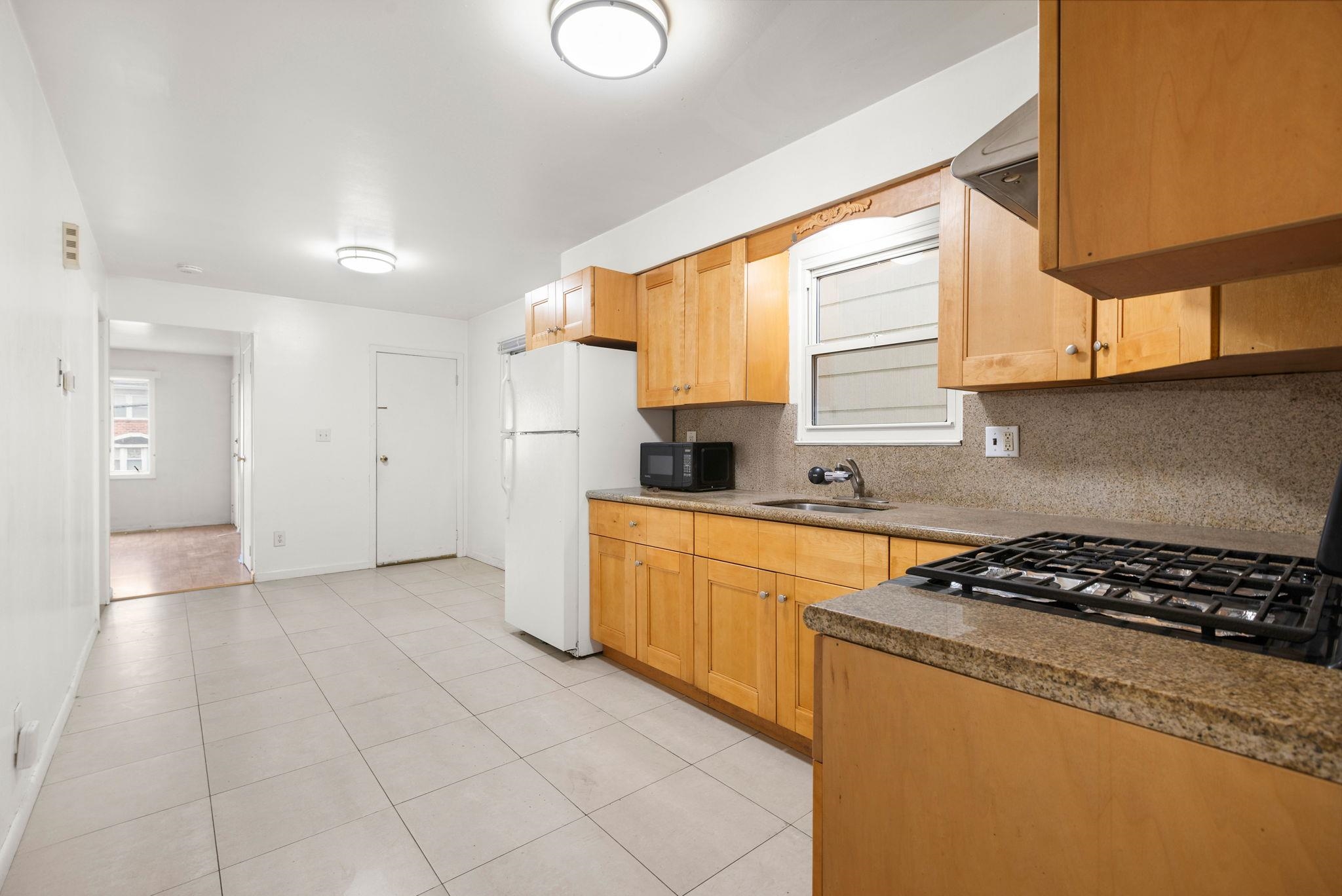 Harrison, New Jersey, 07029, United States, 6 Bedrooms Bedrooms, ,2 BathroomsBathrooms,Residential,For Sale,1991185