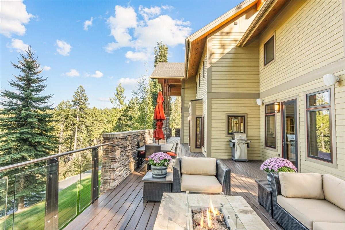 Clancy, Montana, 59634, United States, 6 Bedrooms Bedrooms, ,5 BathroomsBathrooms,Residential,For Sale,1873825