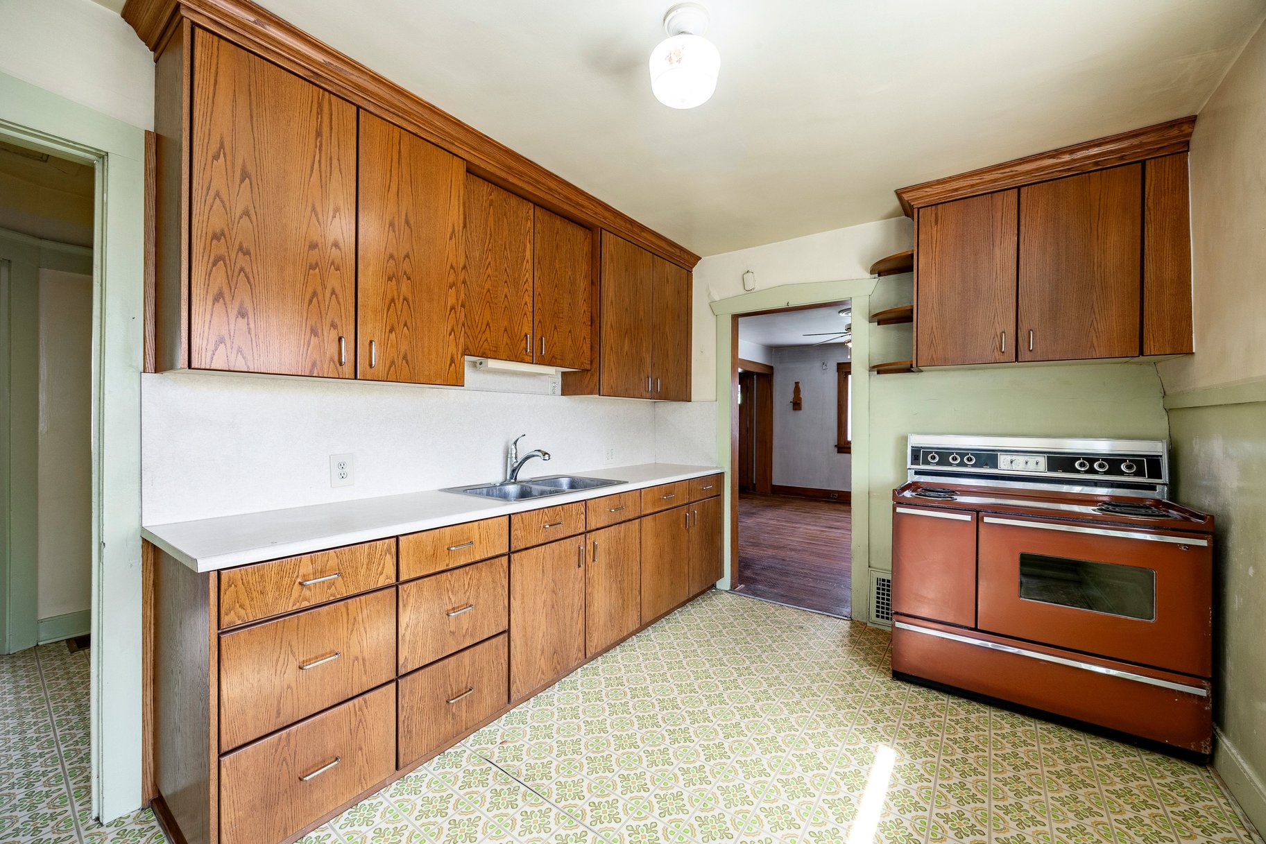  Opportunity in the Liberty Wells Neighborhood - 物件實景