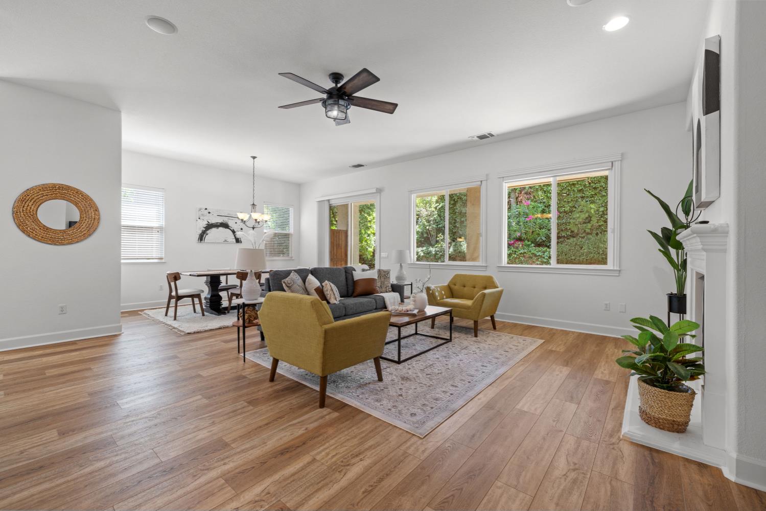 El Dorado Hills, California, 95762, United States, 2 Bedrooms Bedrooms, ,2 BathroomsBathrooms,Residential,For Sale,1837788