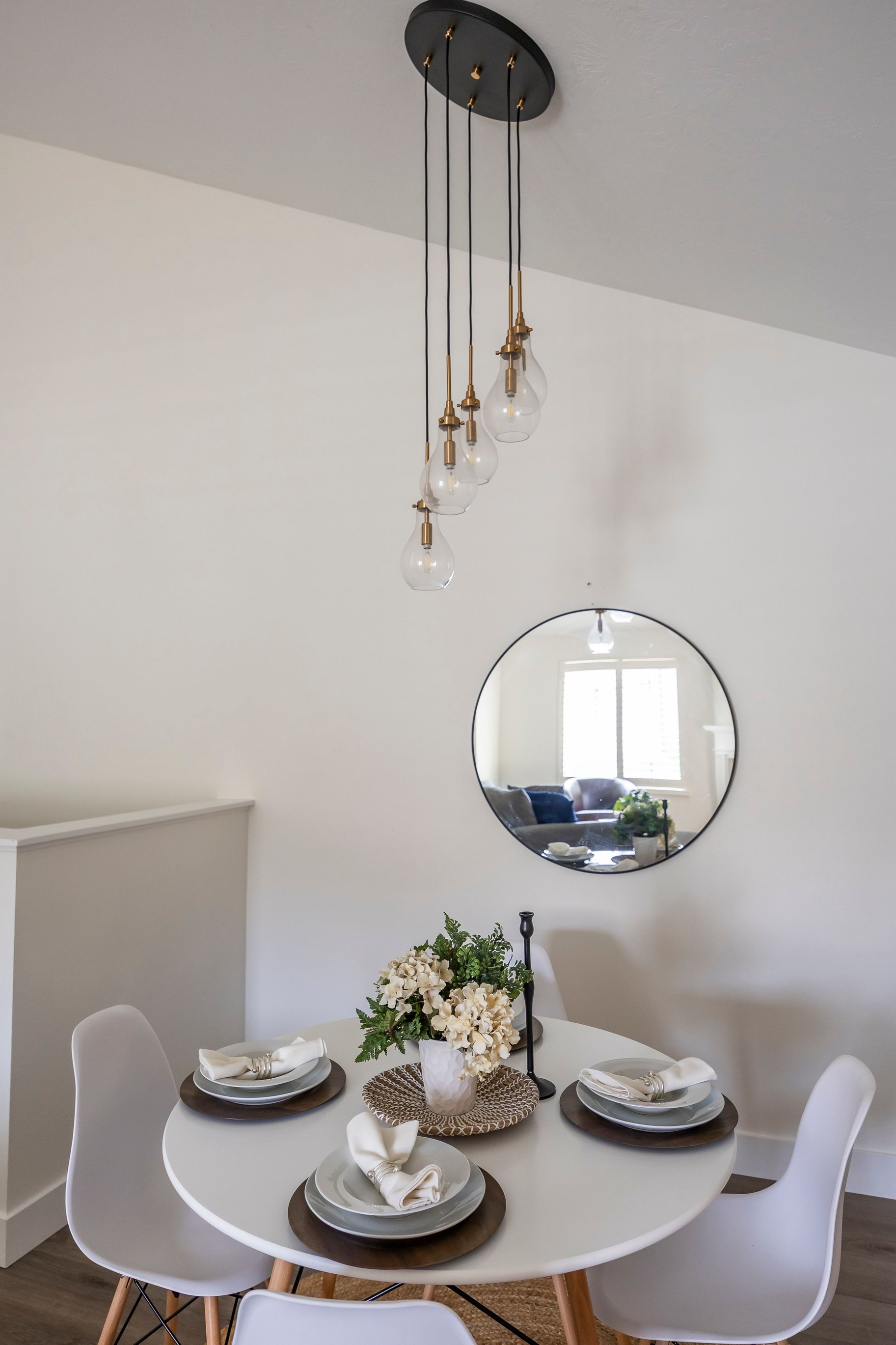  Rarely Available Harvest Lane Rambler Main-Level Living - 物件實景