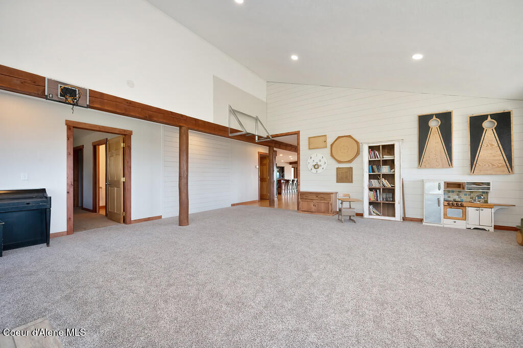 Priest River, Idaho, 83856, United States, 5 Bedrooms Bedrooms, ,4 BathroomsBathrooms,Residential,For Sale,1770577