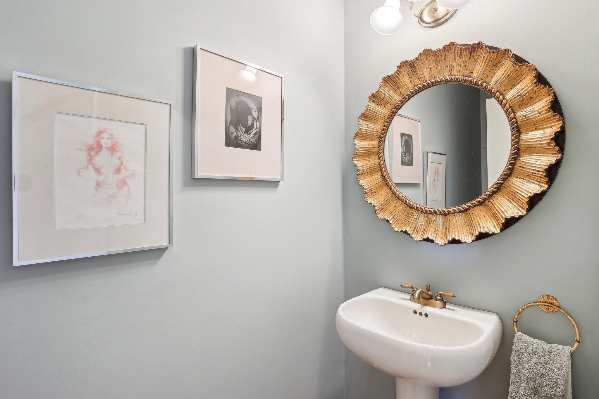 Edina, Minnesota, 55439, United States, 2 Bedrooms Bedrooms, ,3 BathroomsBathrooms,Residential,For Sale,1820089