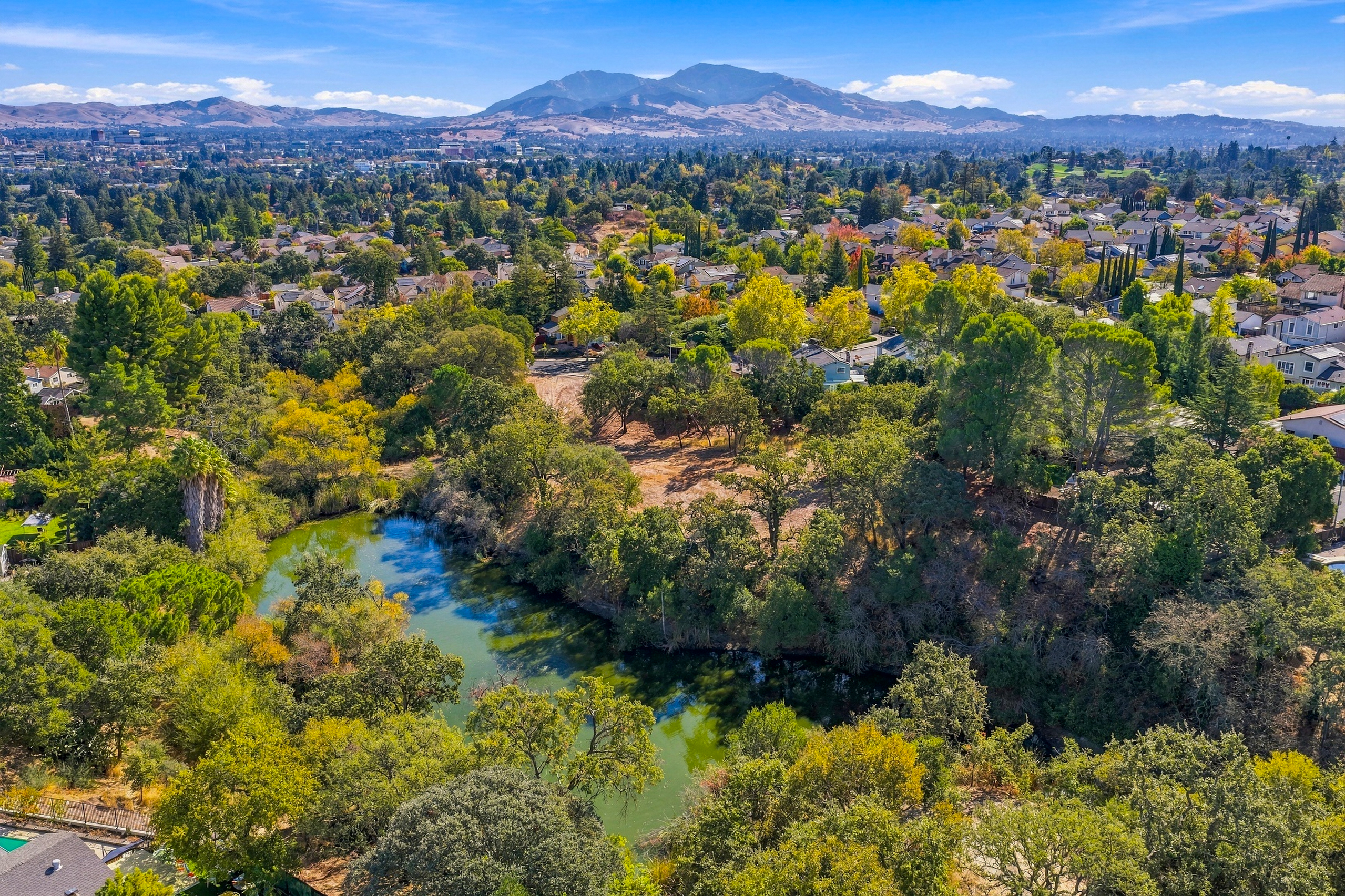  1804 Glacier Court, Martinez, CA 94553 - 物件實景
