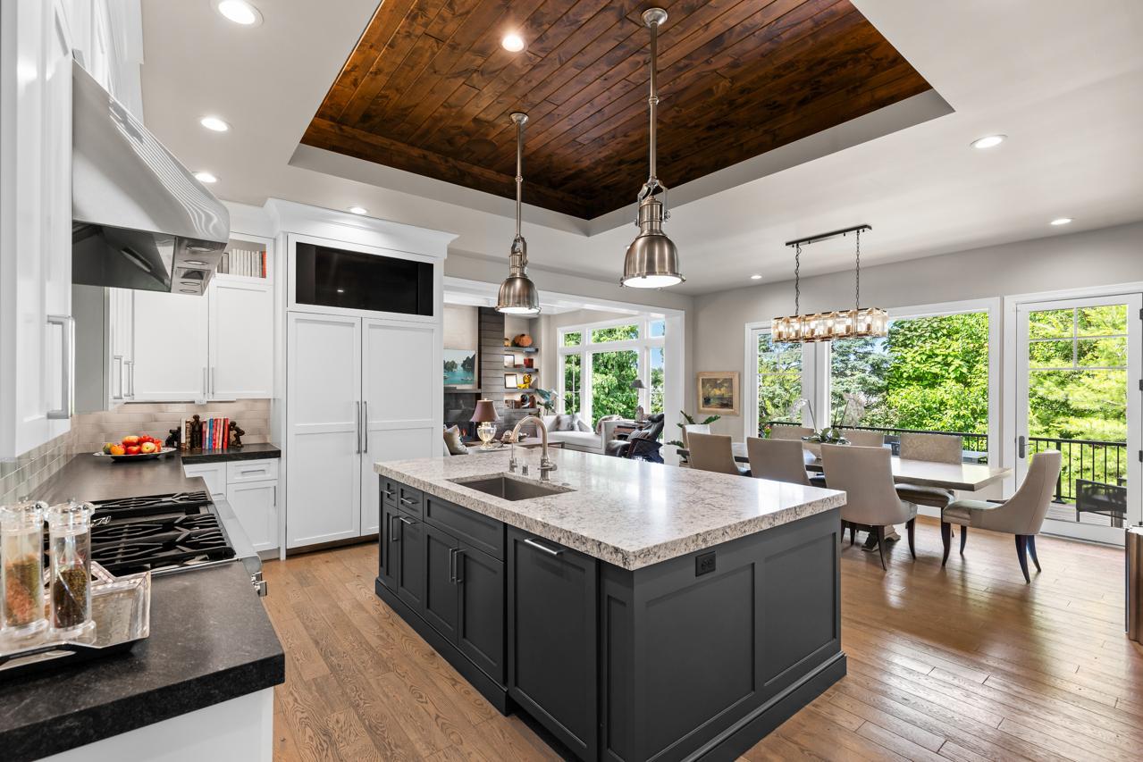 Wayzata, Minnesota, 55391, United States, 4 Bedrooms Bedrooms, ,1 BathroomBathrooms,Residential,For Sale,1885458